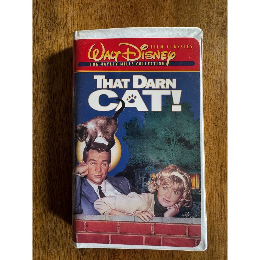 That Darn Cat VHS Disney Film Classics Hayley Mills Clamshell